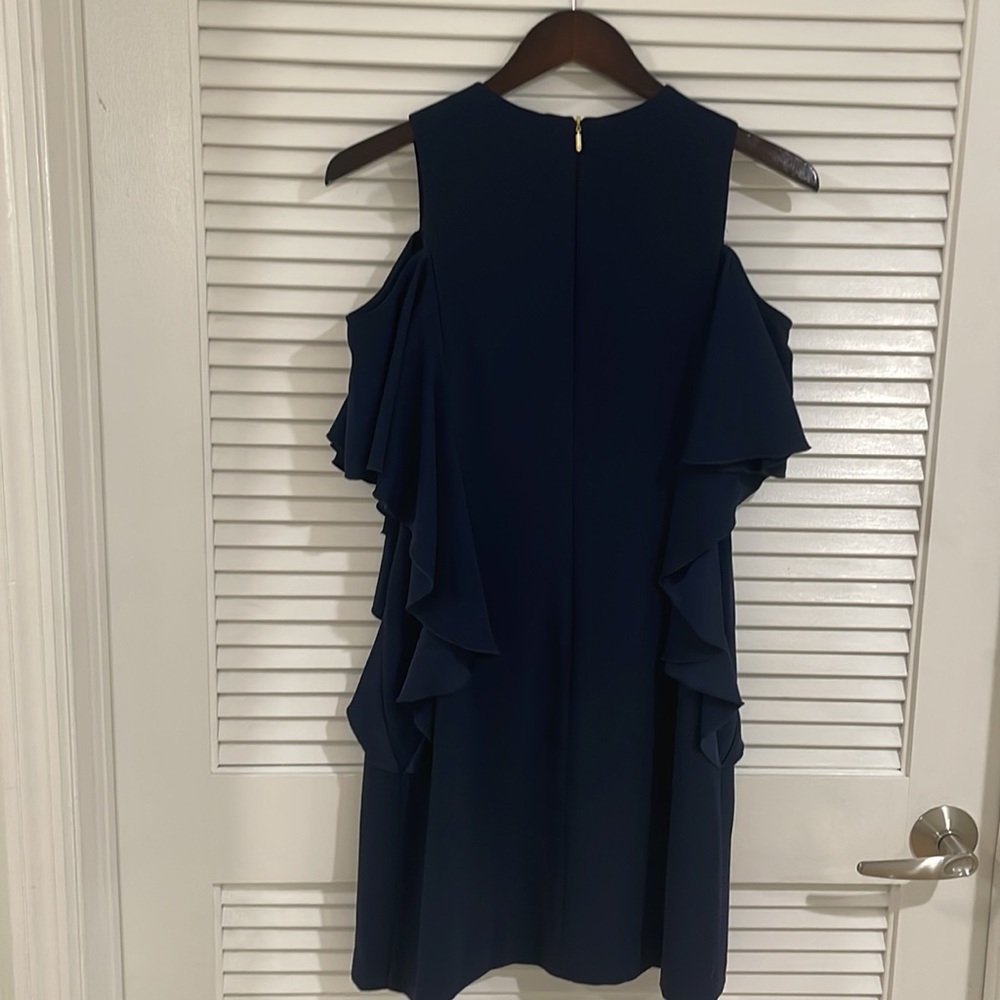 Dress - Picture 6 of 9
